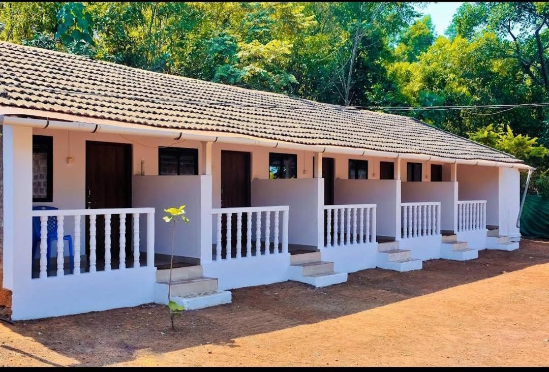 Swasthi Stay Гокарна Экстерьер фото